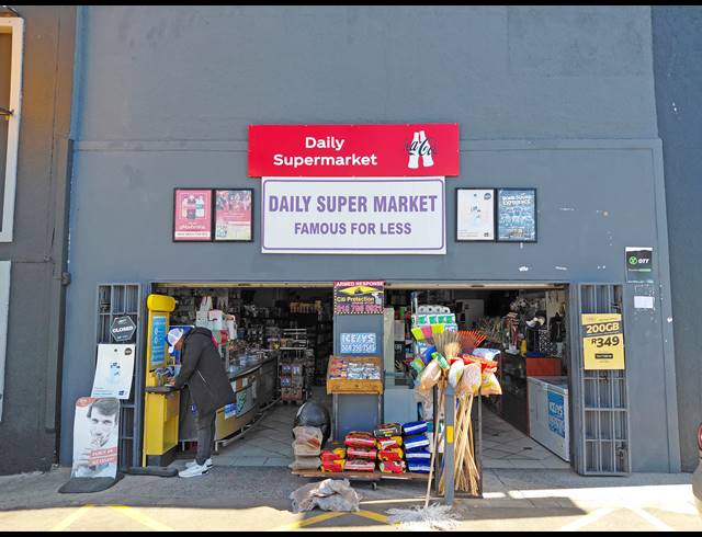 890M² RETAIL FOR SALE IN WONDERBOOM SOUTH